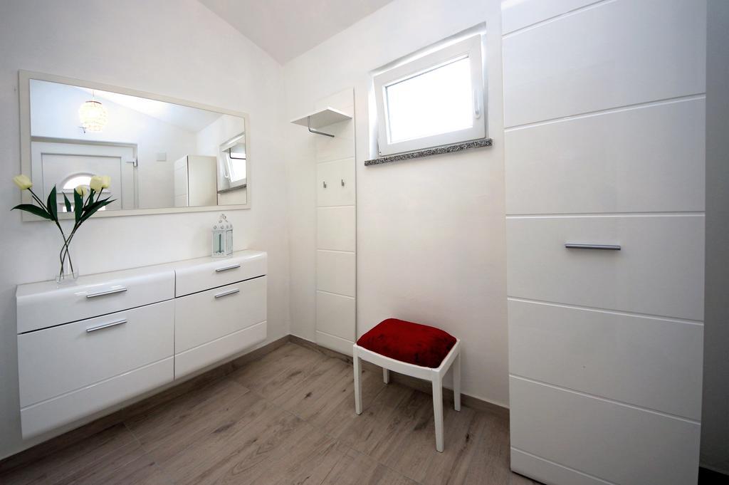 Apartment Mare Водице Экстерьер фото